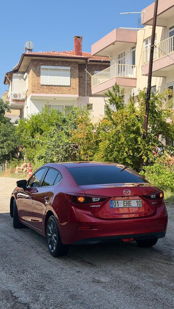 Sahibinden Mazda 3 1.5 SkyActive-G Power 2015 Model 5
