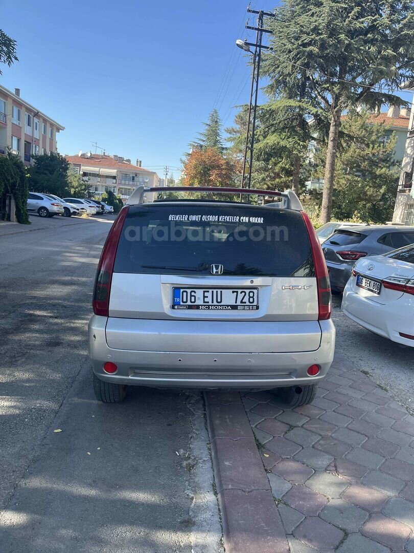Sahibinden Honda HR-V 4WD 2004 Model 3