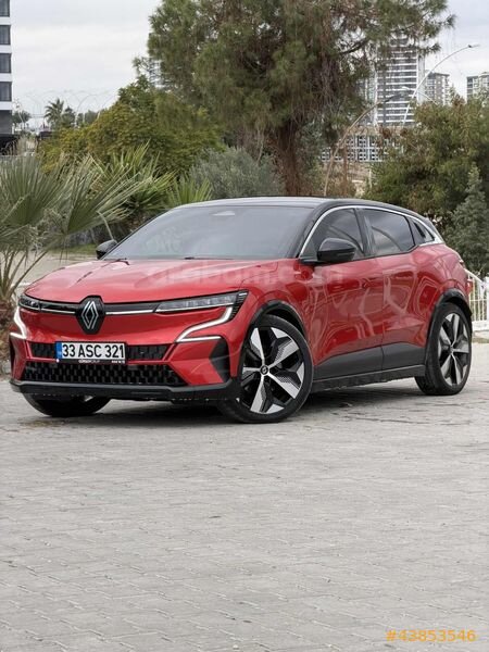 Galeriden Renault Megane E-Tech Techno 2023 Model Mersin 100.000 km Kırmızı