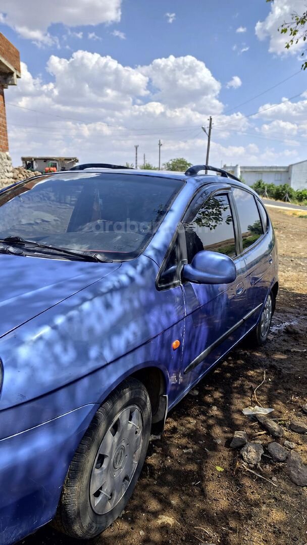 Galeriden Chevrolet Rezzo 1.6 SX Comfort 2004 Model Şanlıurfa 5