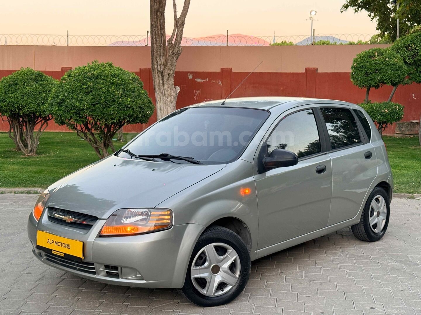 ALP MOTORS’DAN EMSALSİZ SAFKAN BENZİNLİ KALOS 2