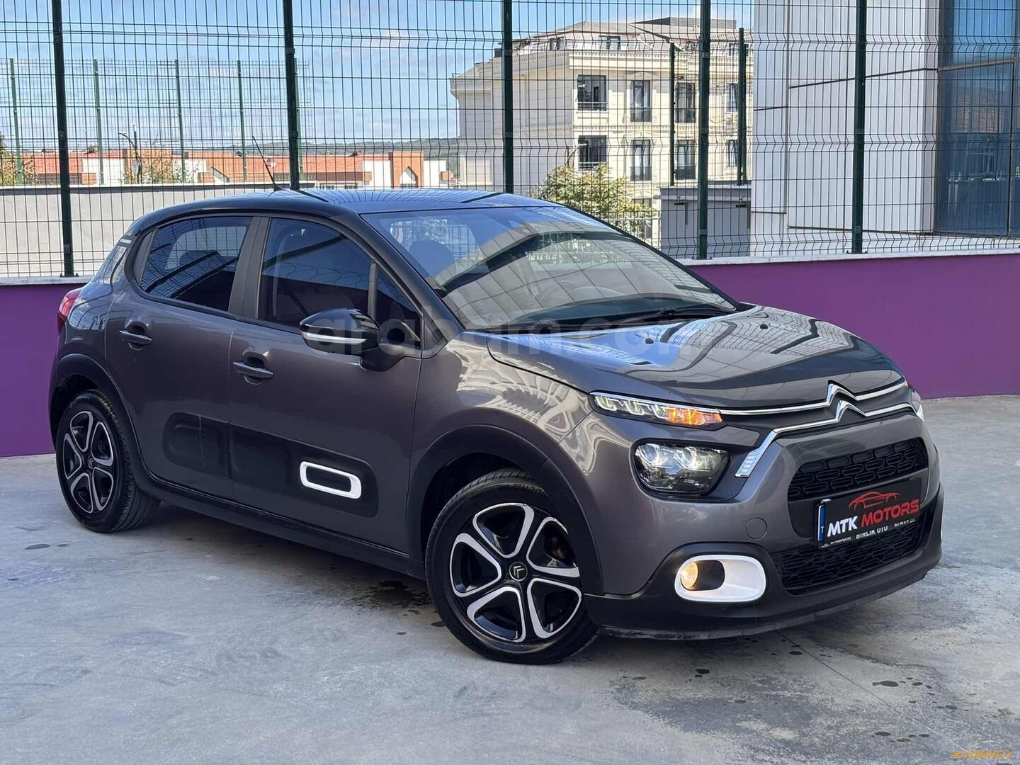 Galeriden Citroen C3 1.2 PureTech Feel Bold 2020 Model İstanbul 94.000 km Gri 5