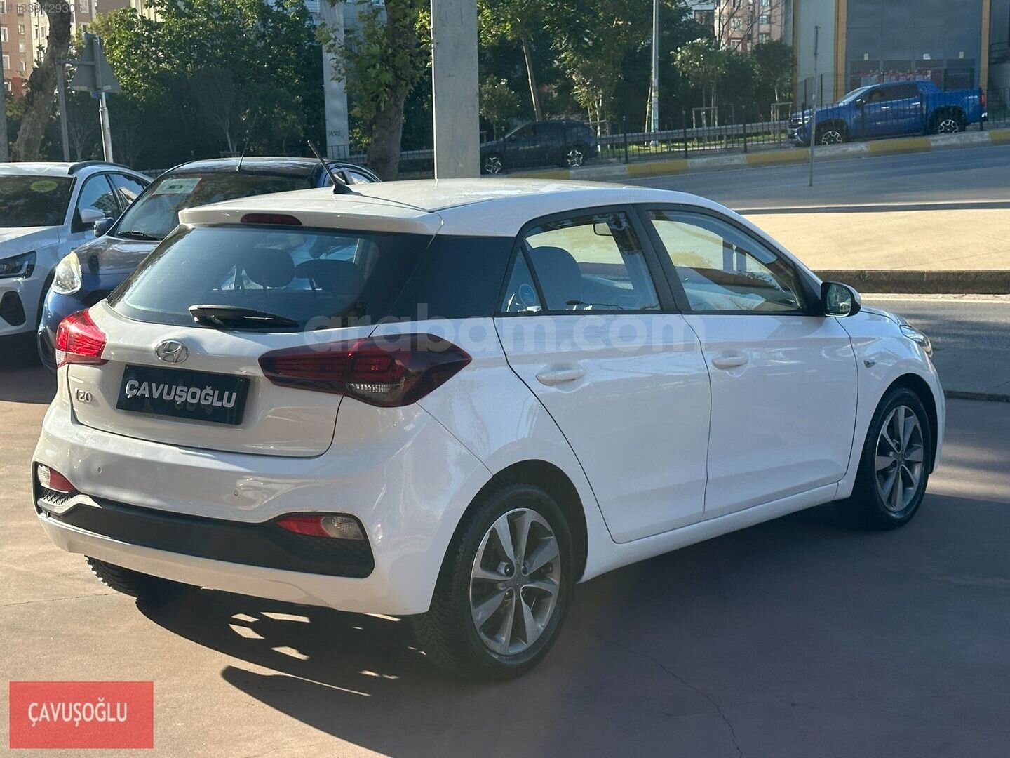 Galeriden Hyundai i20 1.4 MPI Style 2018 Model İstanbul 76.700 km Beyaz 7