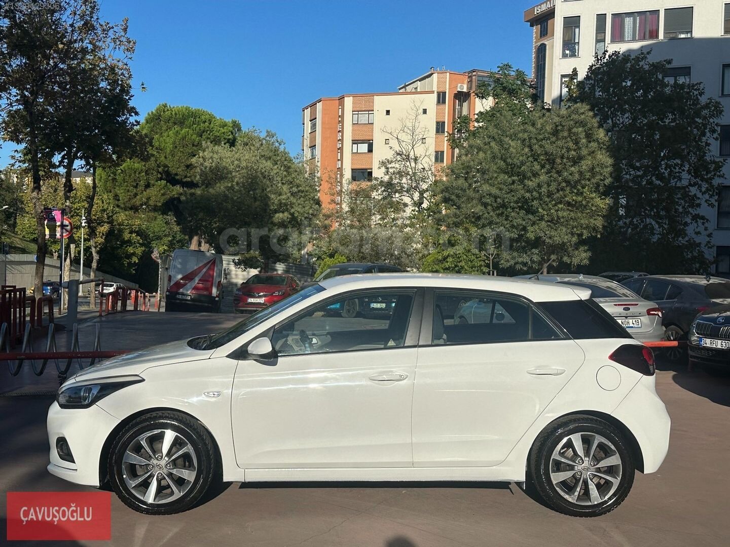 Galeriden Hyundai i20 1.4 MPI Style 2018 Model İstanbul 76.700 km Beyaz 4