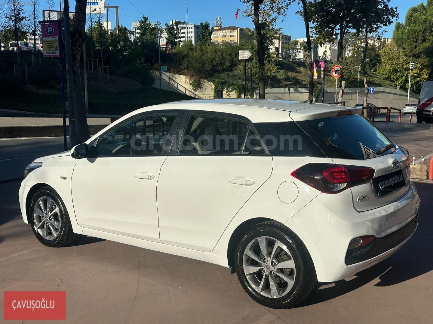 Galeriden Hyundai i20 1.4 MPI Style 2018 Model İstanbul 76.700 km Beyaz 5