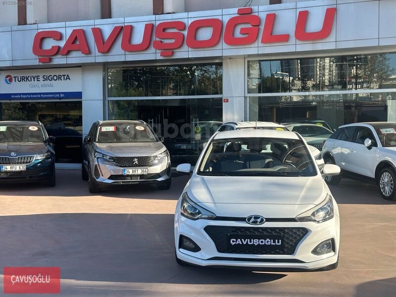 Galeriden Hyundai i20 1.4 MPI Style 2018 Model İstanbul 76.700 km Beyaz