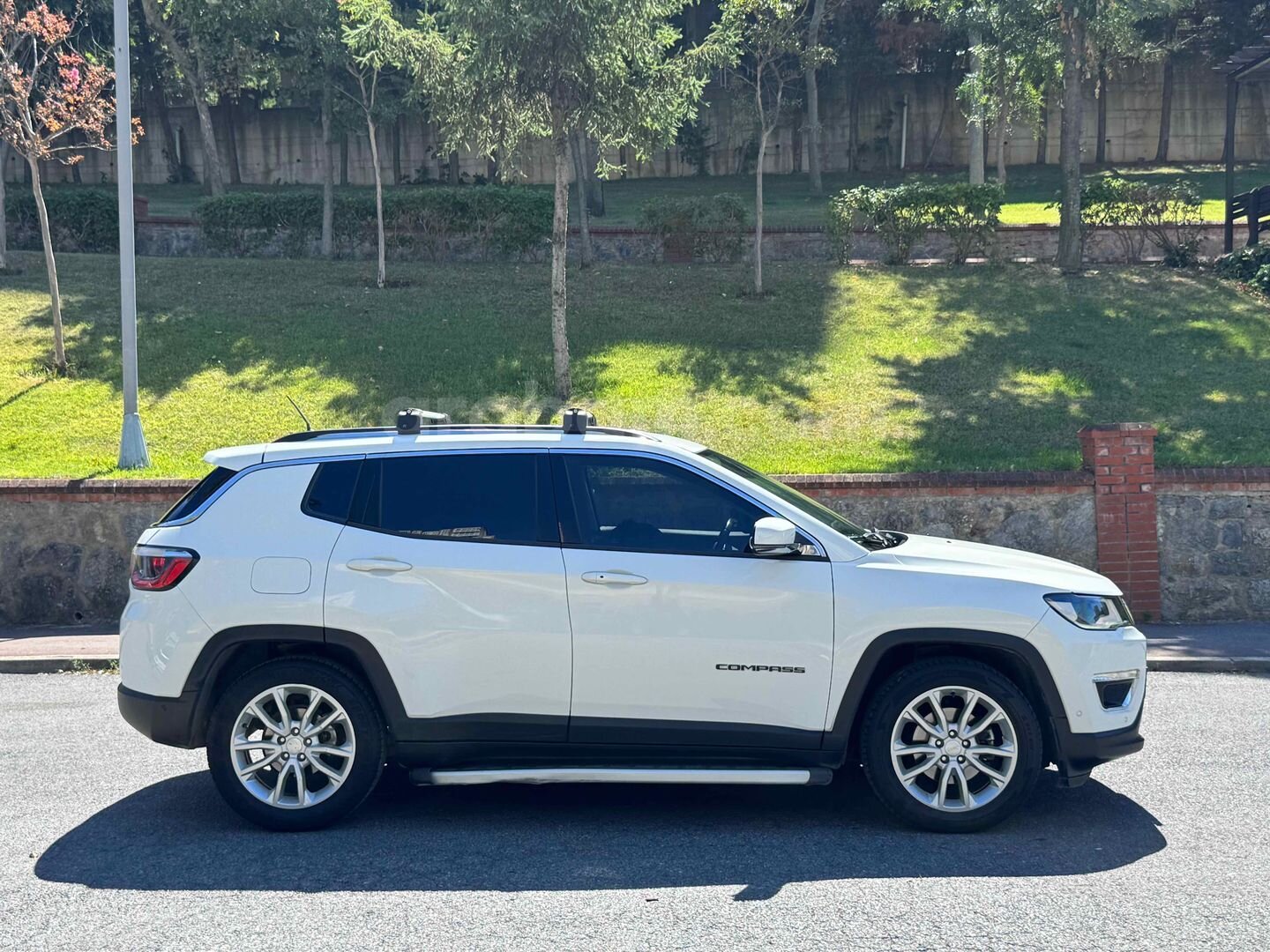 Galeriden Jeep Compass 1.3 Turbo Limited 2020 Model İstanbul 112.000 km Beyaz 2