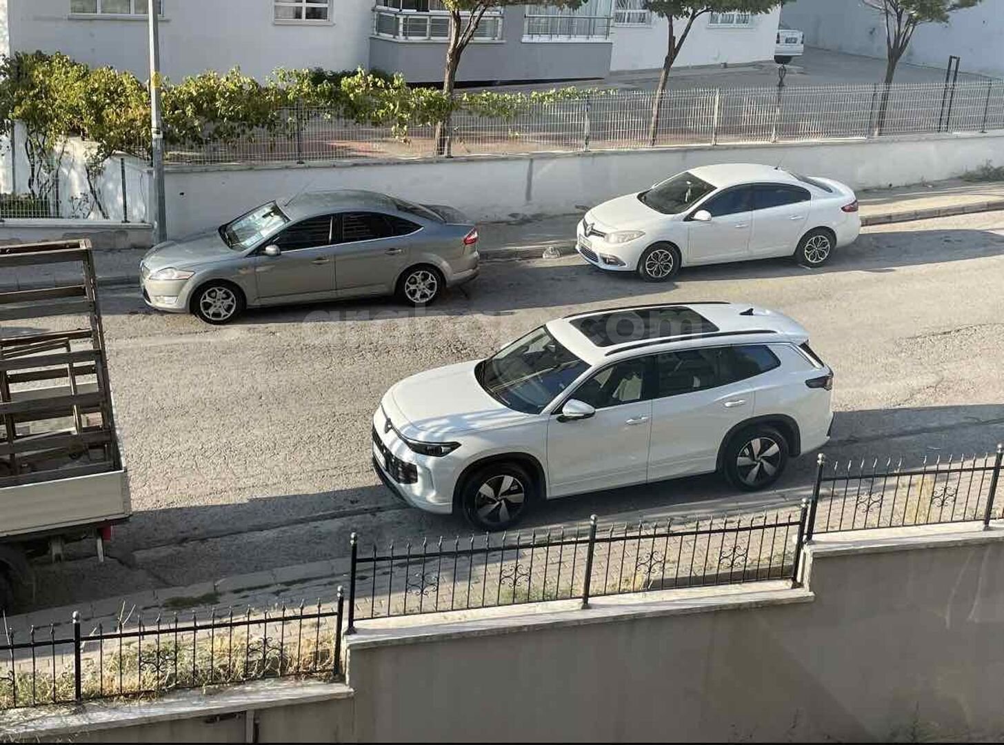 Sahibinden Volkswagen Tayron 1.5 e-TSI Life 2025 Model Ankara 8.000 km Beyaz 1