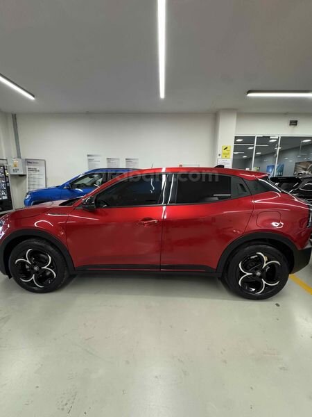 Sahibinden Alfa Romeo Junior Ibrida 1.2 speciale 2024 Model 7