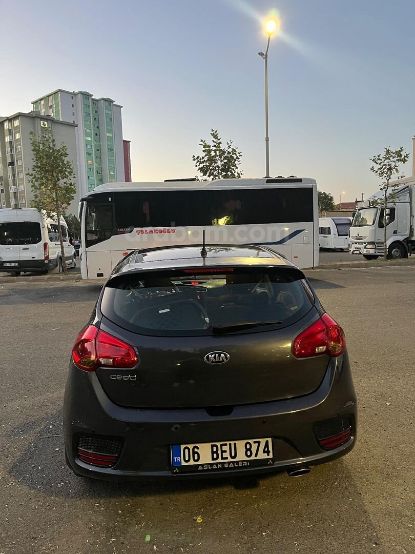 Sahibinden hatasız boyasız tramersiz 4