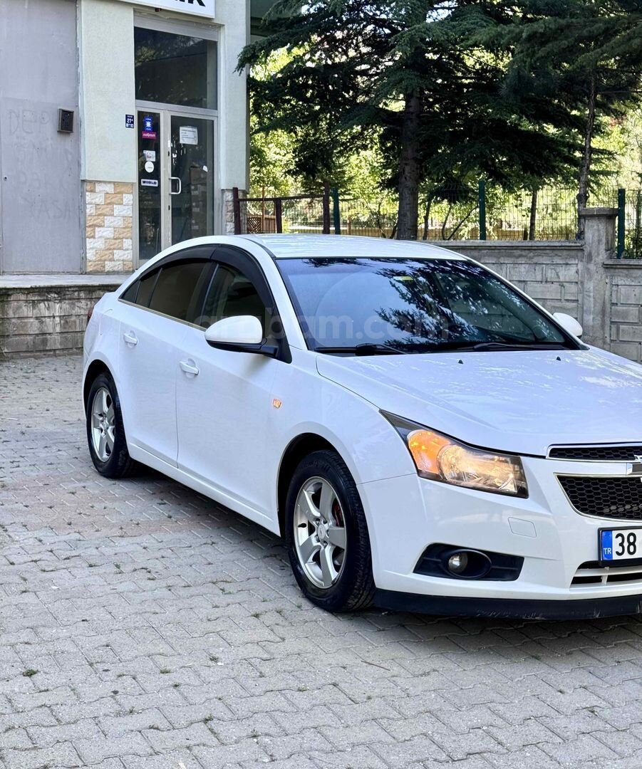 Sahibinden Chevrolet Cruze 1.6 LS Plus 2012 Model 3