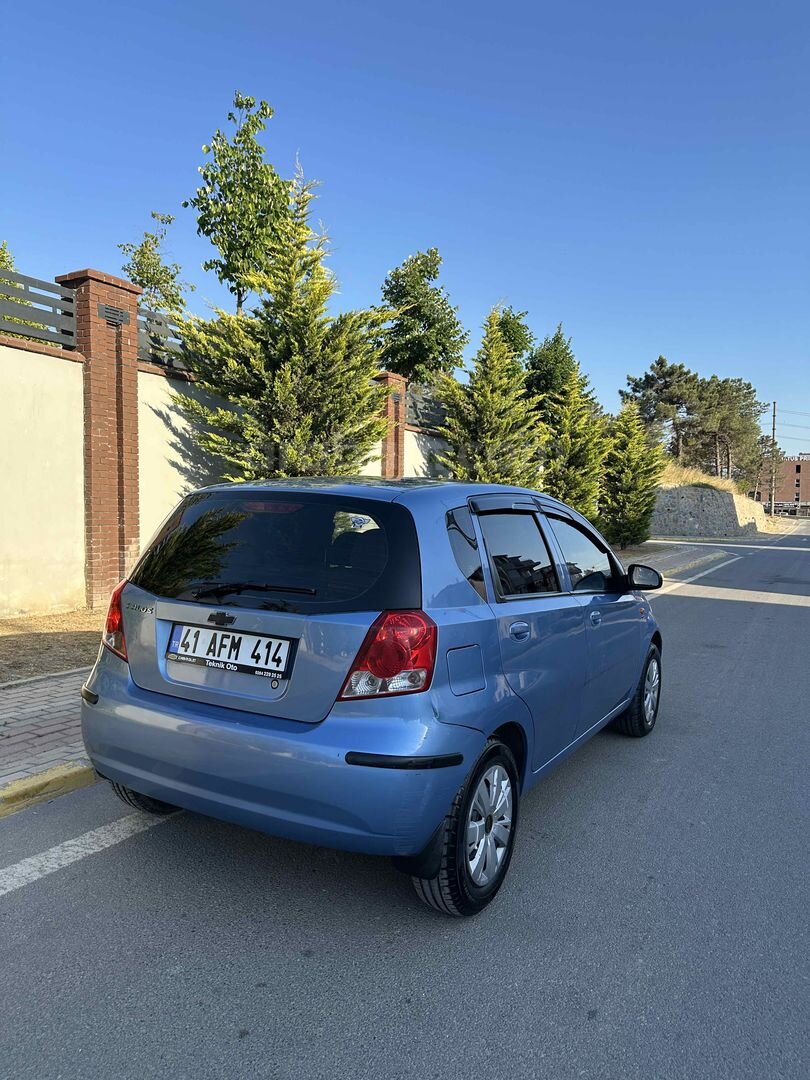 Temiz 1.4 16V SX Safkan benzinli yeni muayeneli düşük km 2