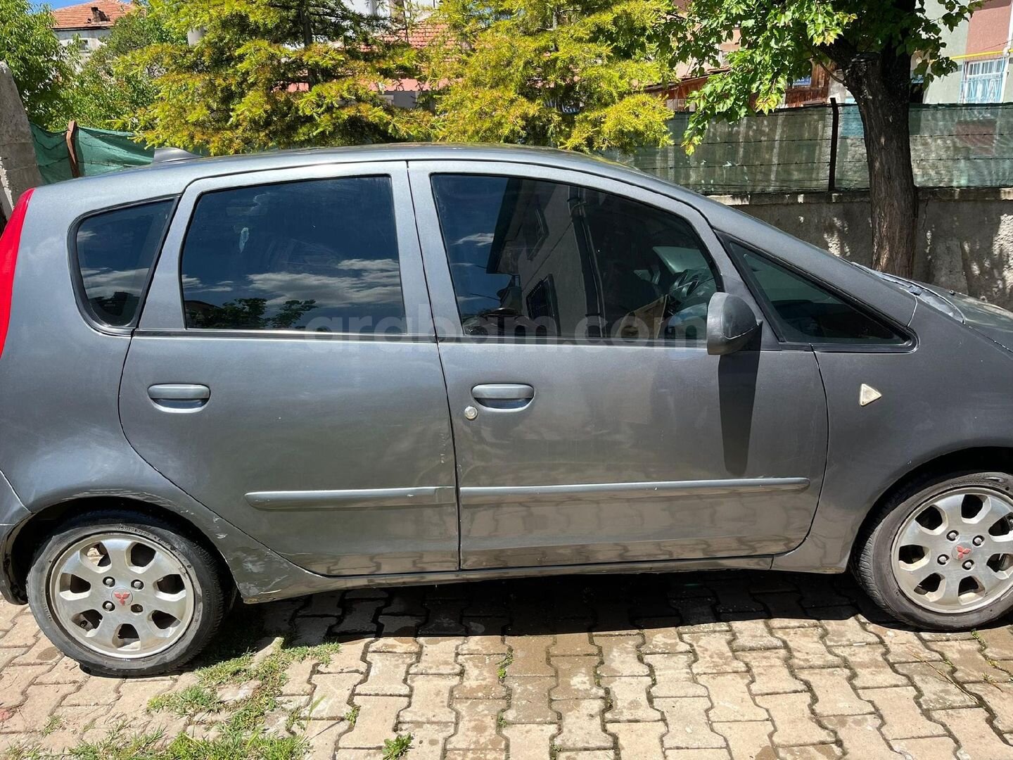 Sahibinden Mitsubishi Colt 1.3 Inform 2005 Model 4