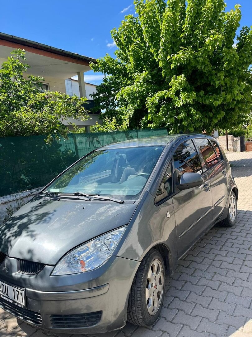 Sahibinden Mitsubishi Colt 1.3 Inform 2005 Model 3