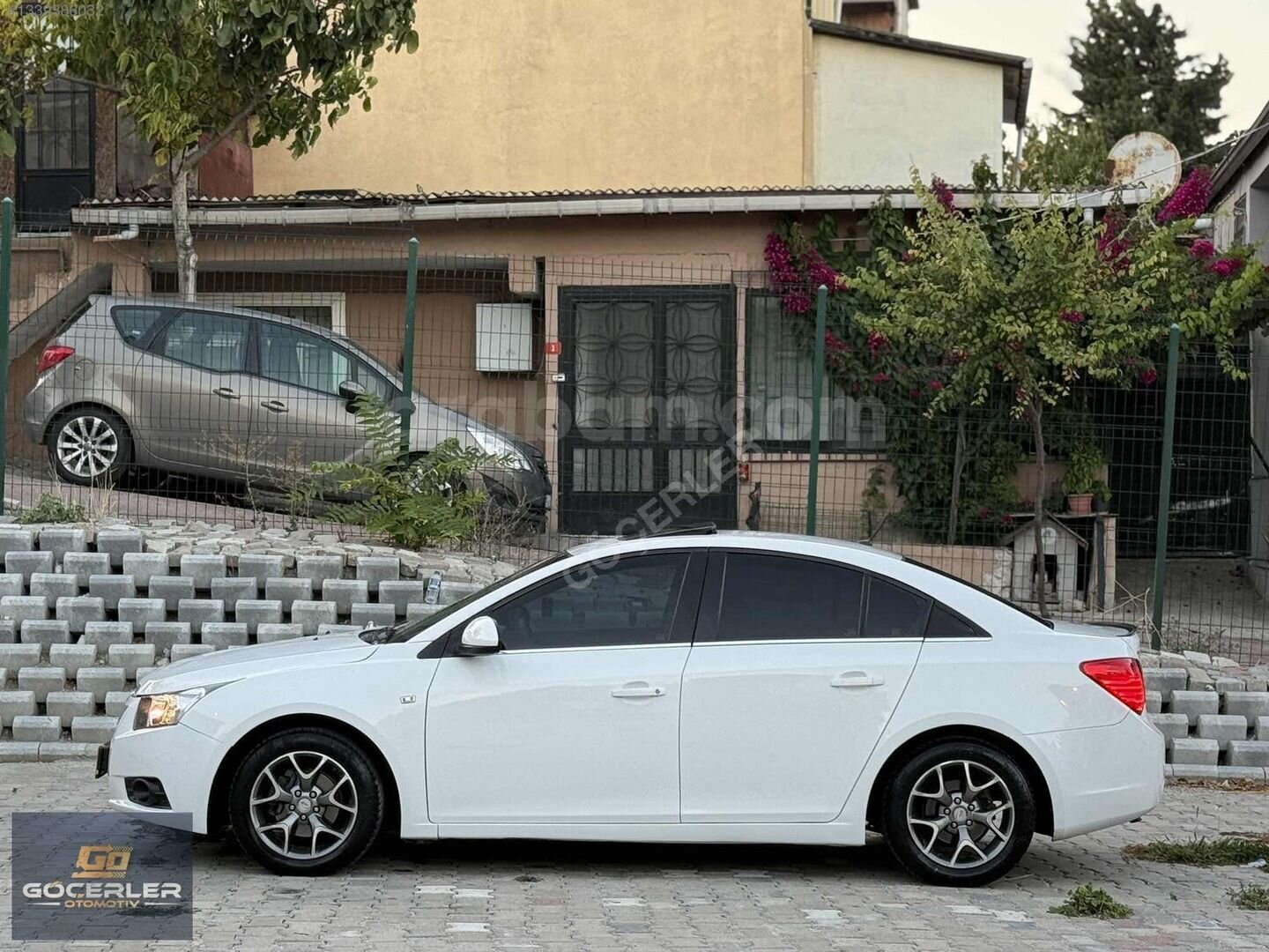 GÖÇERLER'DEN 2010 MODEL CRUZE SUNROOF DERİ KOLTUK TESLA EKRAN 7