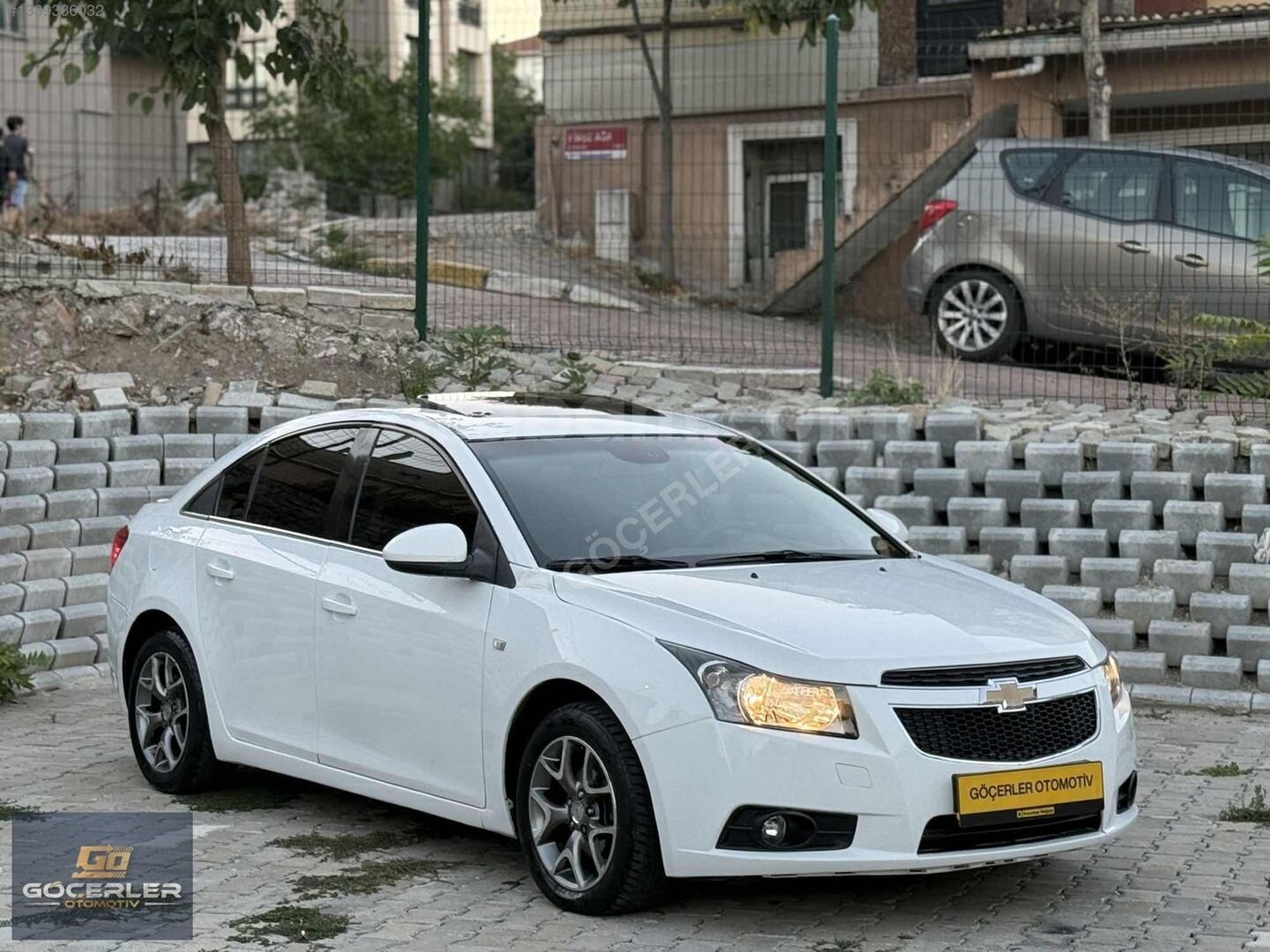 GÖÇERLER'DEN 2010 MODEL CRUZE SUNROOF DERİ KOLTUK TESLA EKRAN 1