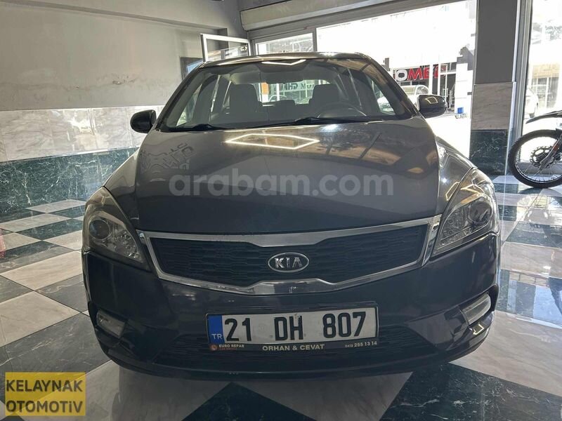 'KELAYNAK' KİA Ceed 1.6 CRDI(İLK SAHİBİNDEN ÇOK TEMİZ)