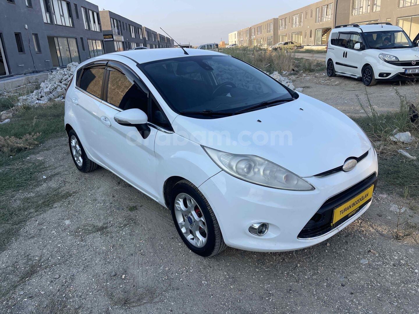Galeriden Ford Fiesta 1.4 TDCi Titanium 2012 Model Hatay 255.000 km Beyaz 5