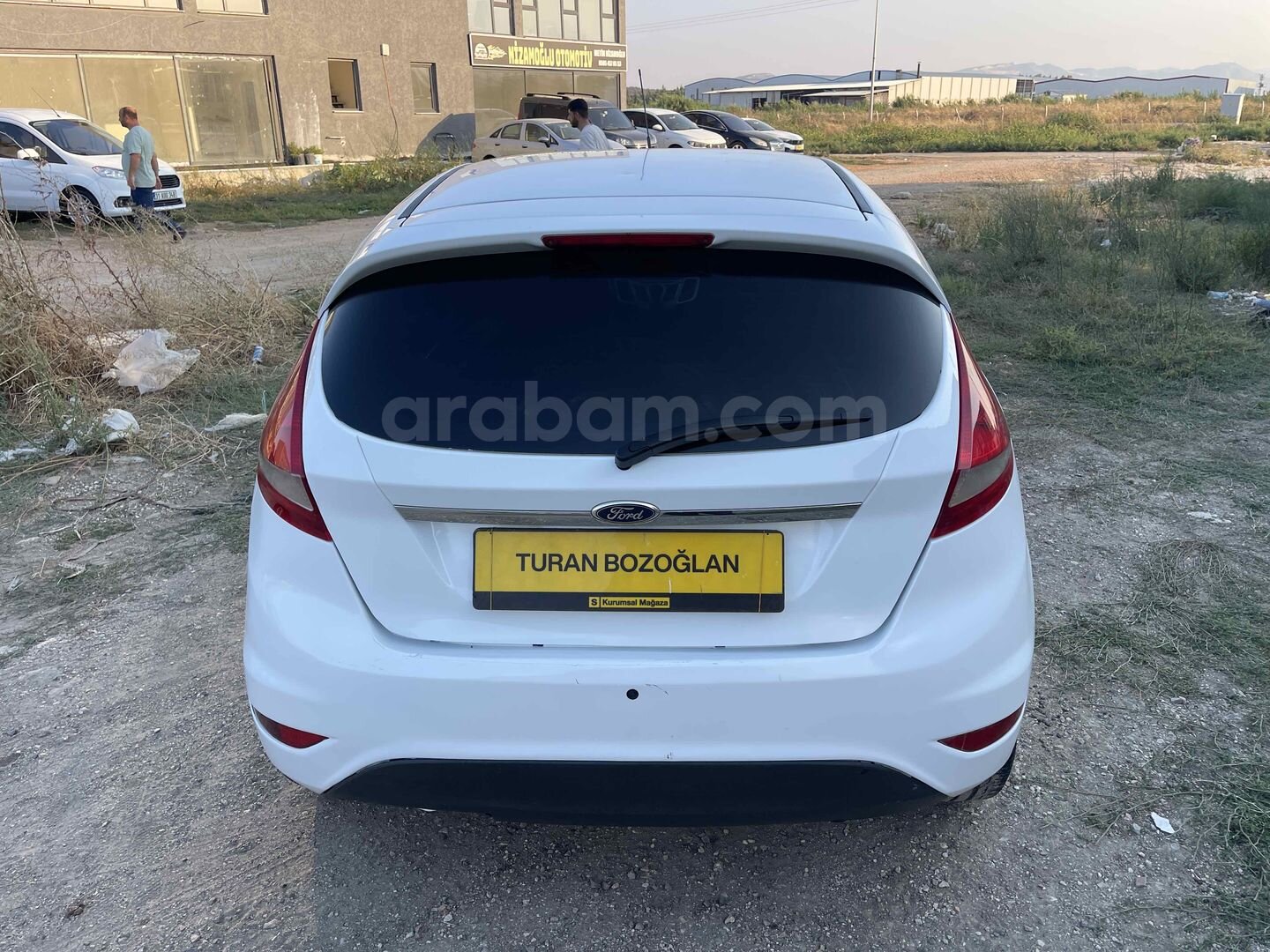 Galeriden Ford Fiesta 1.4 TDCi Titanium 2012 Model Hatay 255.000 km Beyaz 4