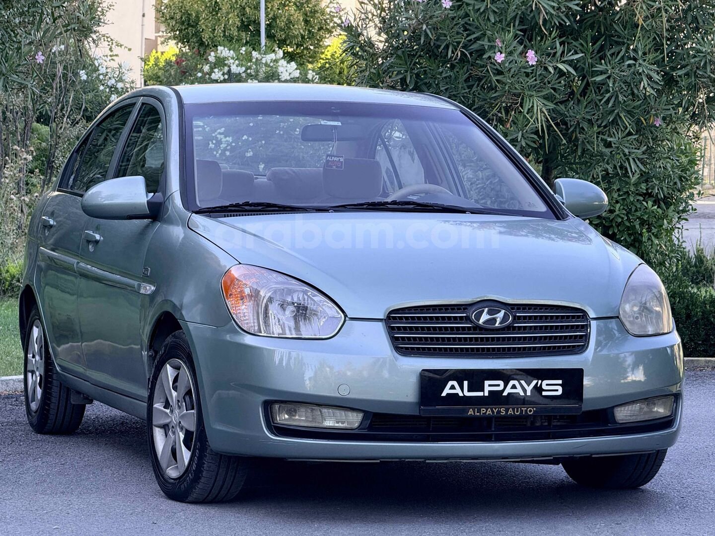 Galeriden Hyundai Accent Era 1.5 CRDi-VGT Select 2006 Model İstanbul 270.000 km Yeşil 5