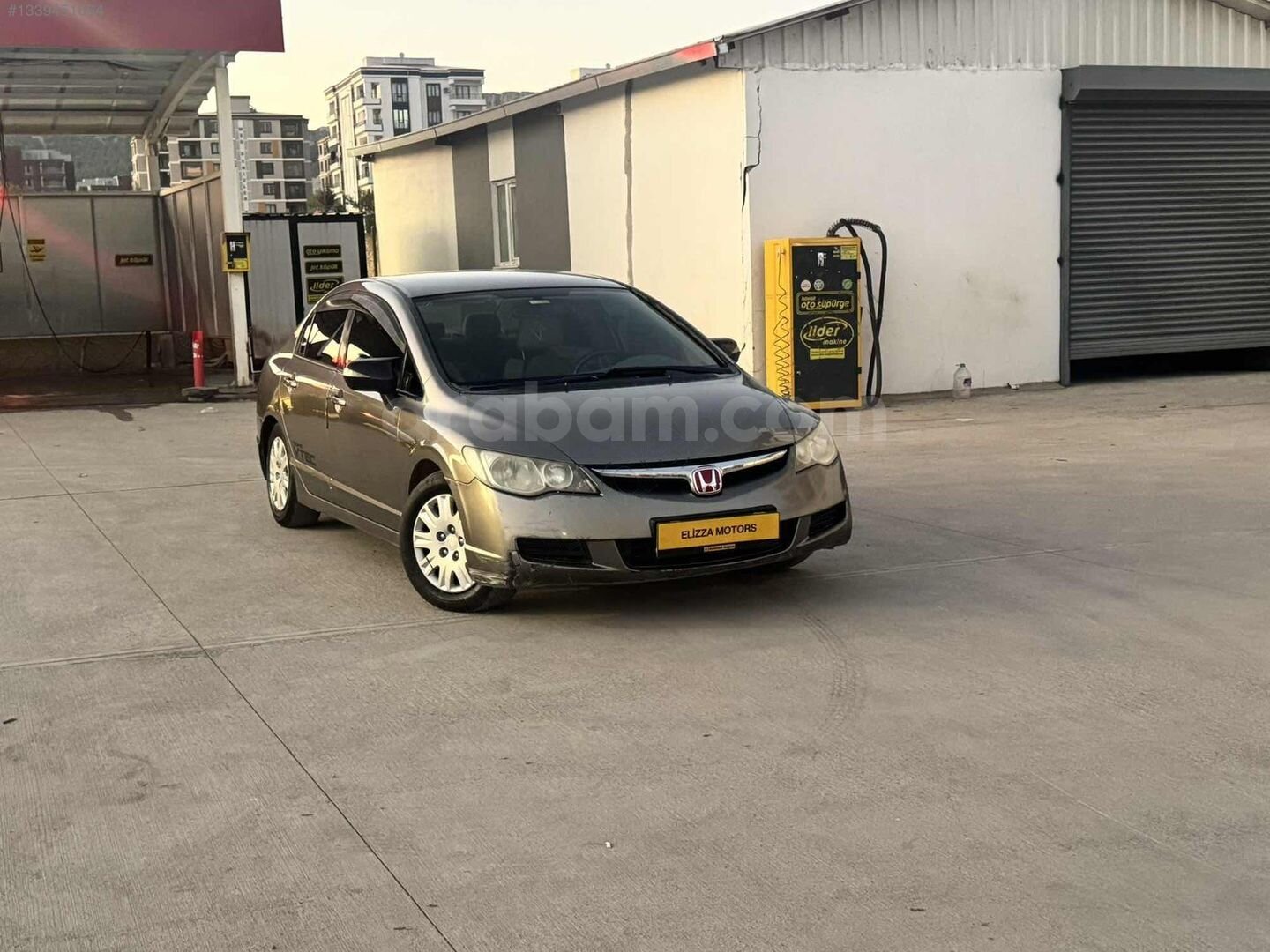Galeriden Honda Civic 1.6i VTEC Dream 2007 Model Adıyaman 247.000 km Füme 2
