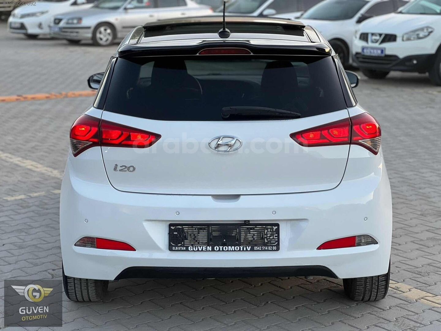 Galeriden Hyundai i20 1.4 MPI Style 2014 Model Kahramanmaraş 153.000 km Beyaz 5