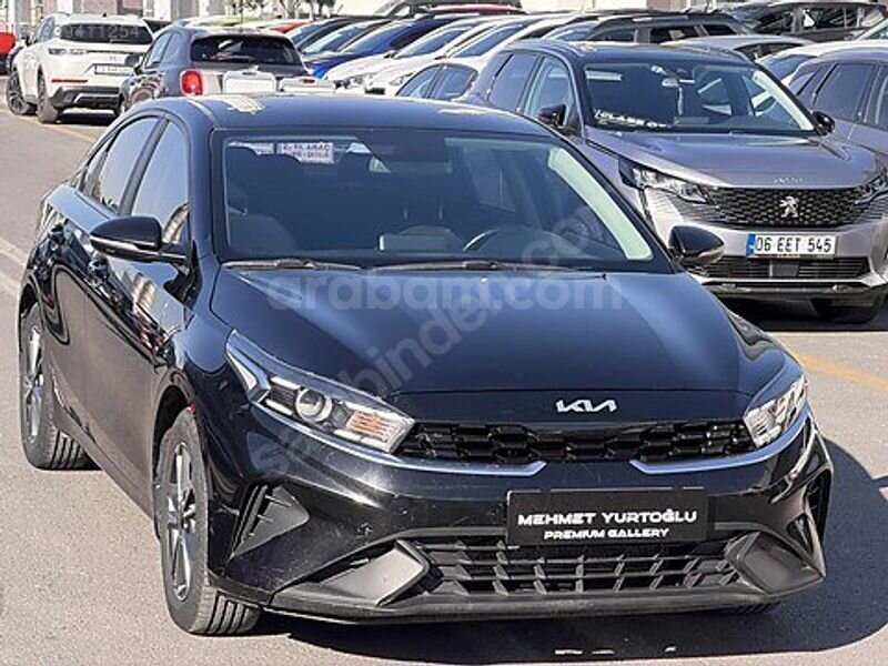 2023 KİA CERATO 1.6 ELEGANCE HATASIZ BOYASIZ TRAMERSİZ