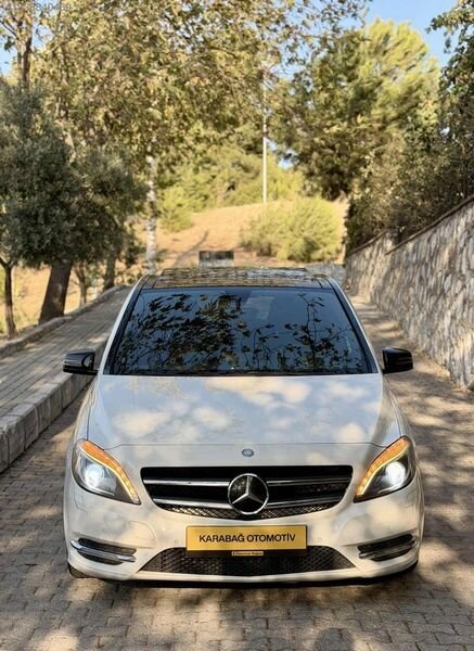 Galeriden Mercedes - Benz B 180 BlueEFFICIENCY Sport 2013 Model İzmir 170.280 km Beyaz 1