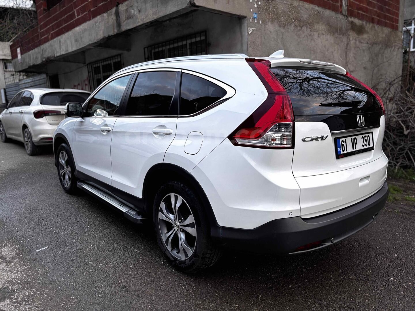 Sahibinden Honda CR-V 1.6 i-DTEC Elegance 2013 Model İstanbul 117.000 km Beyaz 1
