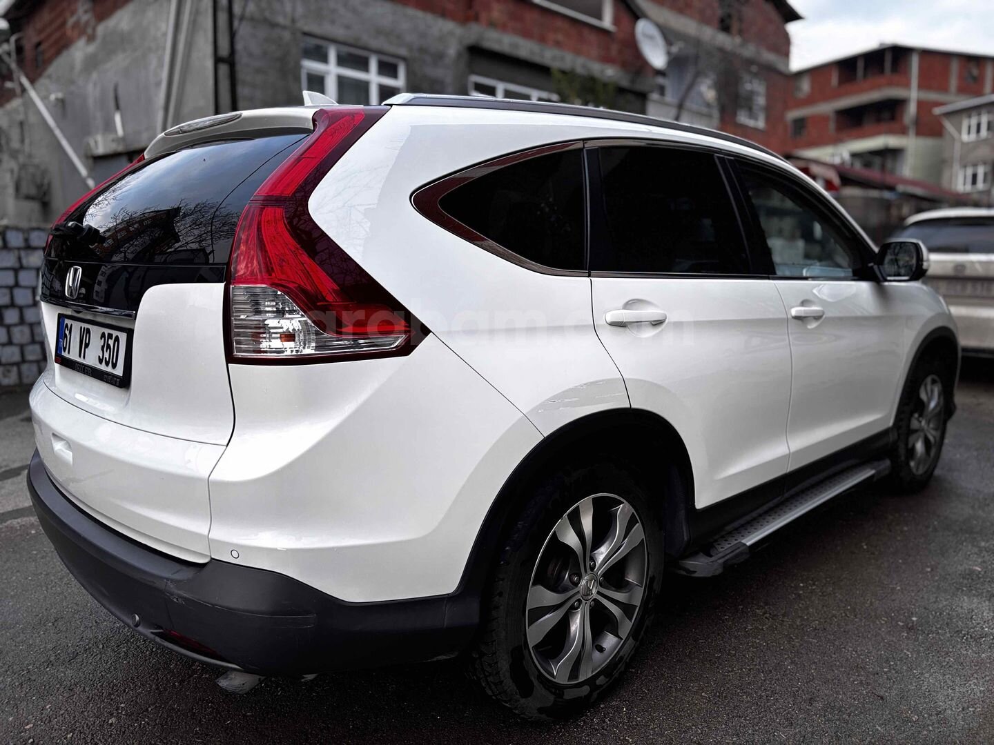 Sahibinden Honda CR-V 1.6 i-DTEC Elegance 2013 Model İstanbul 117.000 km Beyaz 2
