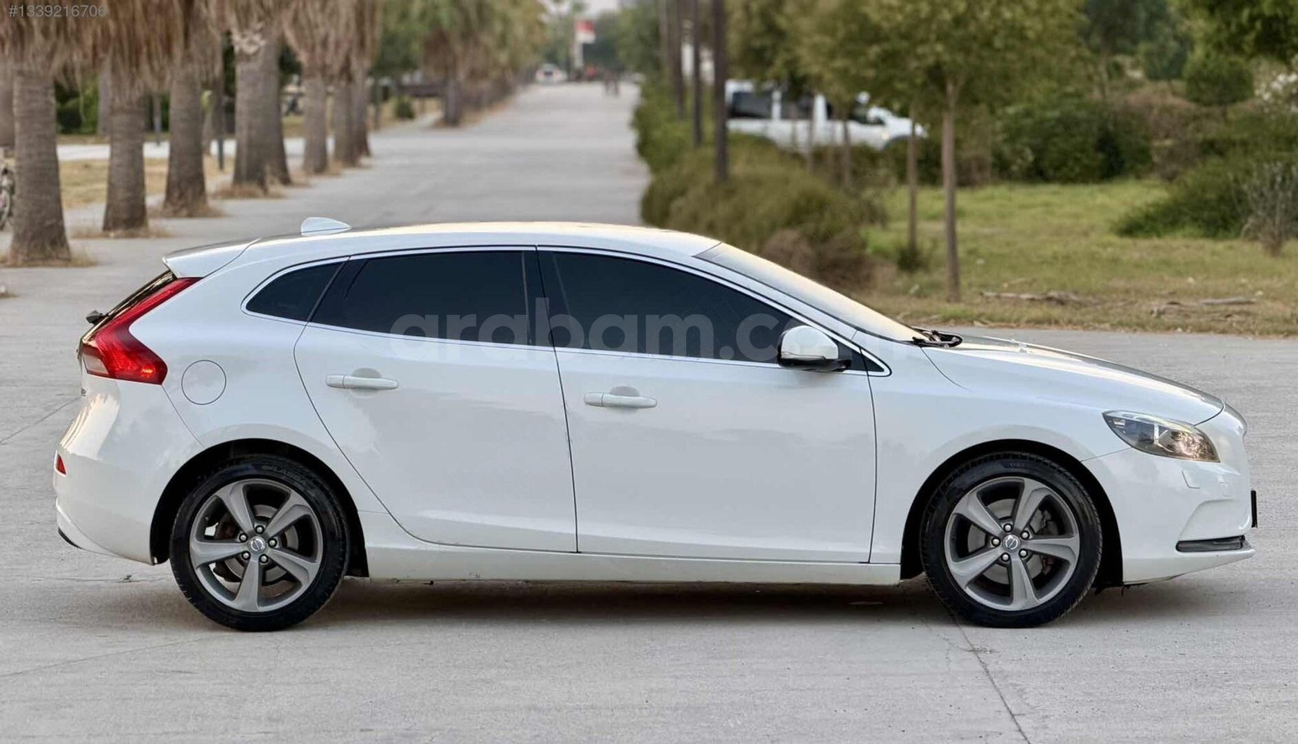 MTD AUTO DAN EMSALSİZ TEMİZLİKTE VOLVO V40 5
