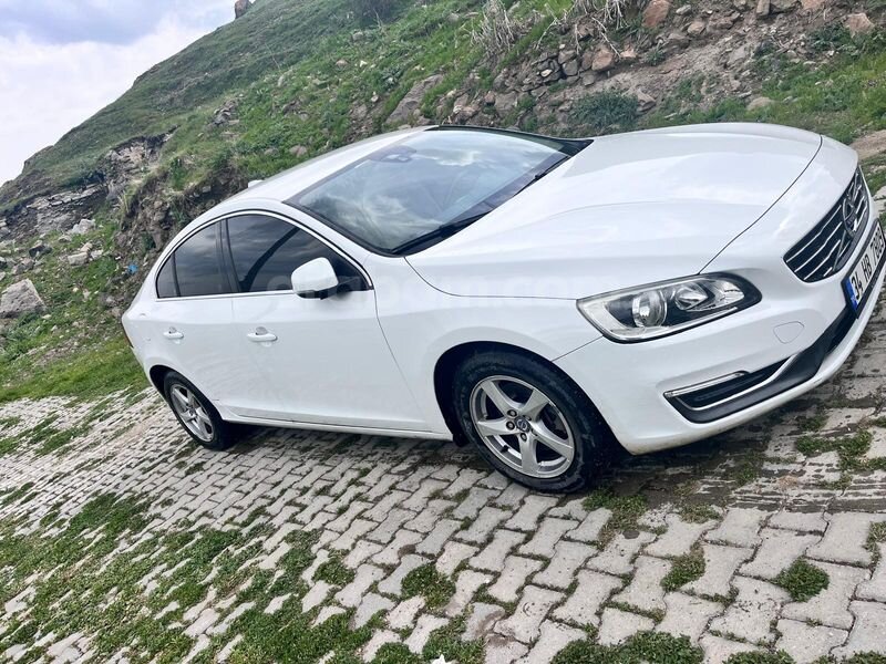 Sahibinden Volvo S60 1.6 D Premium 2014 Model