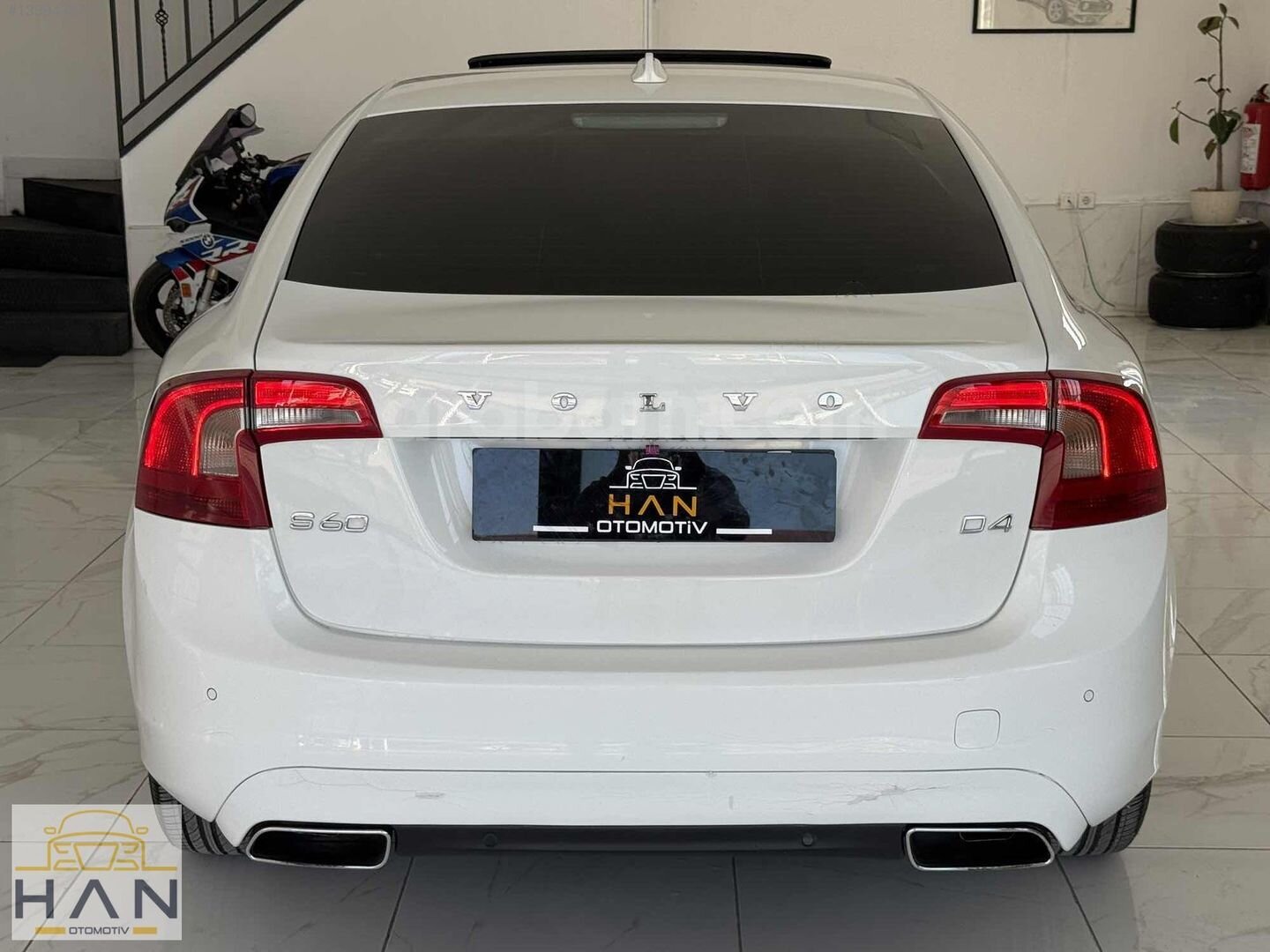 DEĞİŞENSİZ MASRAFSIZ SUNROOFLU BEYAZ 181 HP S60 DİZEL OTOMATİK 4