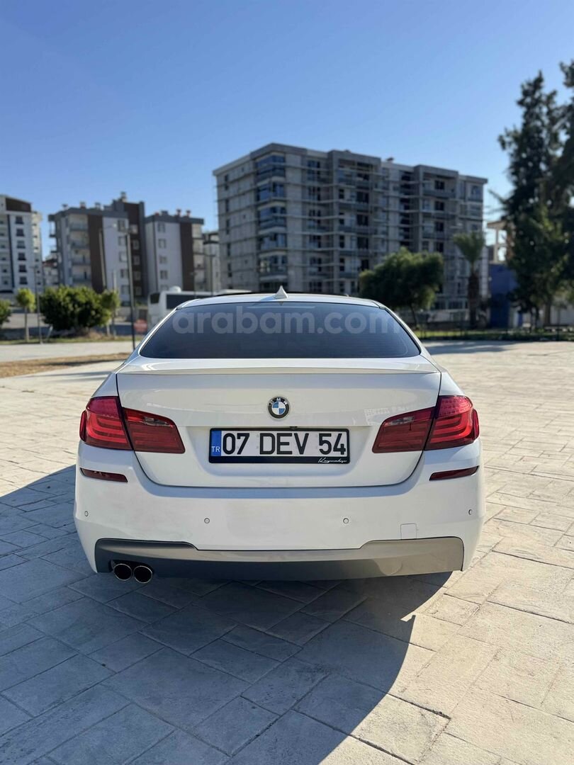 Sahibinden BMW 5 Serisi 520d Exclusive 2011 Model Antalya 282.000 km Beyaz 5
