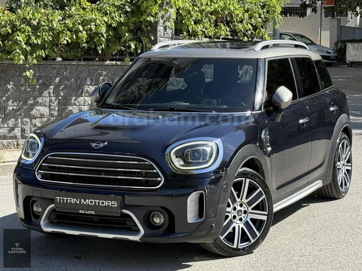 TİTAN MOTORS YETKİLİ SERVİS BAKIMLI COUNTRYMAN 63KM EDITION ICON 1