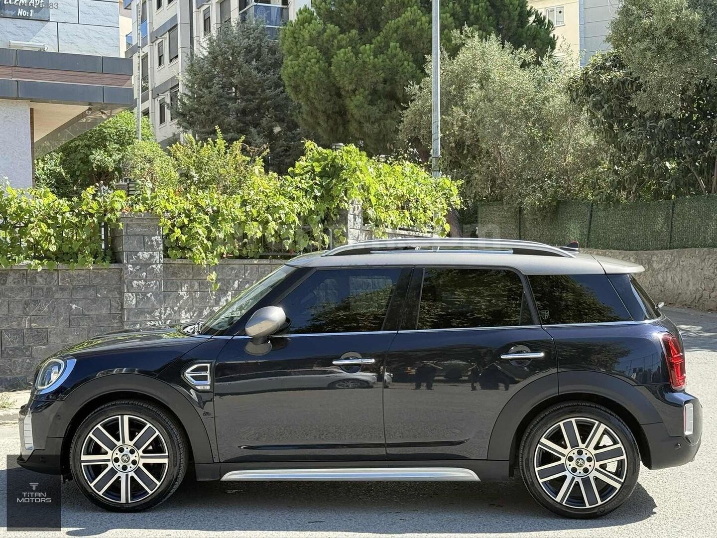 TİTAN MOTORS YETKİLİ SERVİS BAKIMLI COUNTRYMAN 63KM EDITION ICON 2