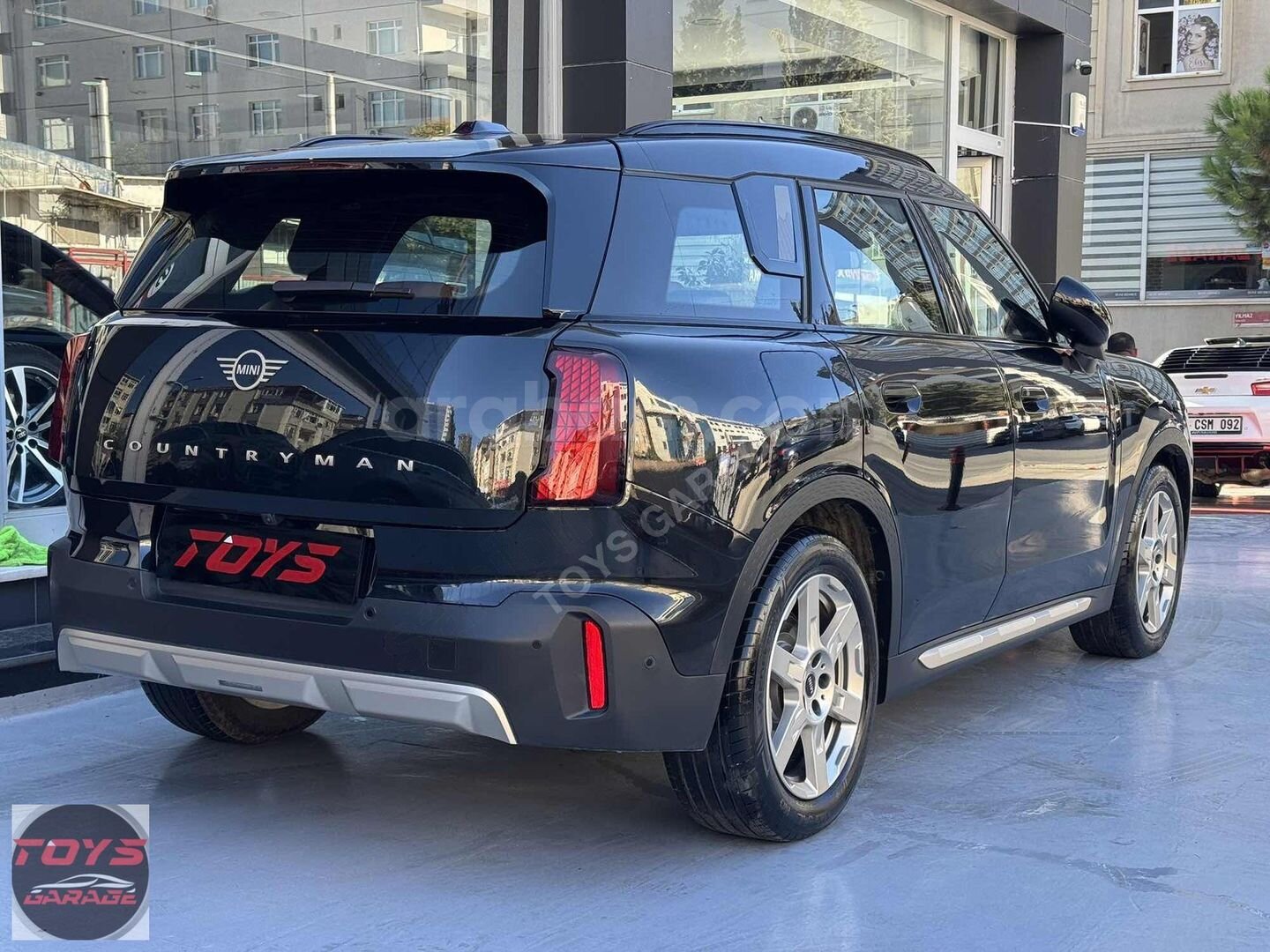 TOYS GARAGE 2025 MİNİ COUNTRYMAN 18.000KM HATASIZ SİYAH İÇİ TABA 7