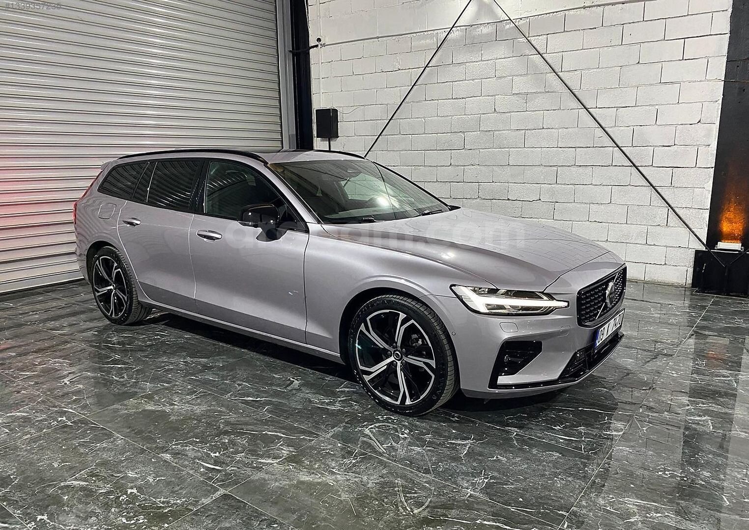 2025 BOYASIZ İLK SAHİP 15.000KM VOLVO V60 2.0B4 HYBRID 5