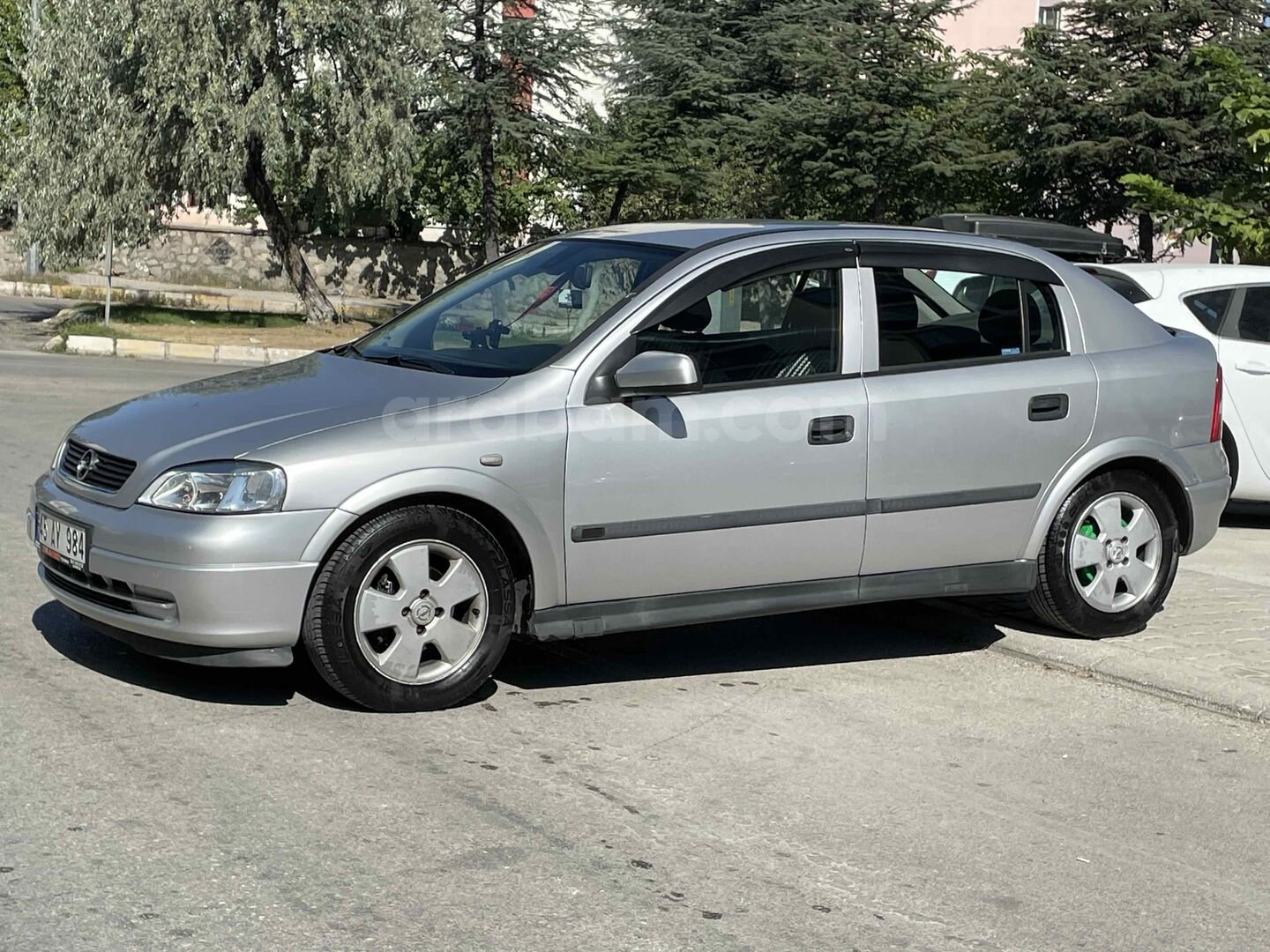 Galeriden Opel Astra 1.6 Elegance 2003 Model Isparta 302.000 km Gri (Gümüş) 2