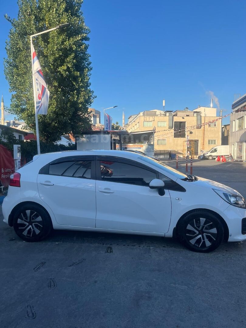Sahibinden Kia Rio 1.4 CRDi 2015 2