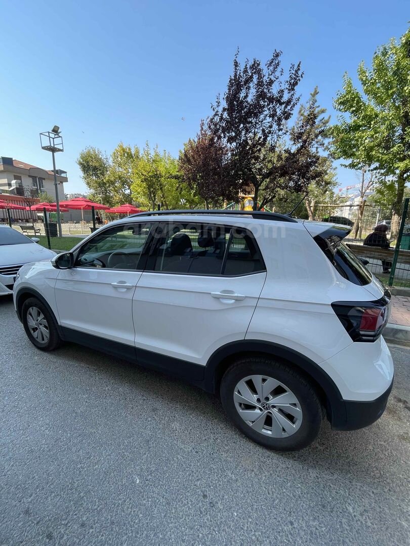 Sahibinden Volkswagen T-Cross 1.0 TSI Life 2025 Model İstanbul 10.300 km Beyaz 7