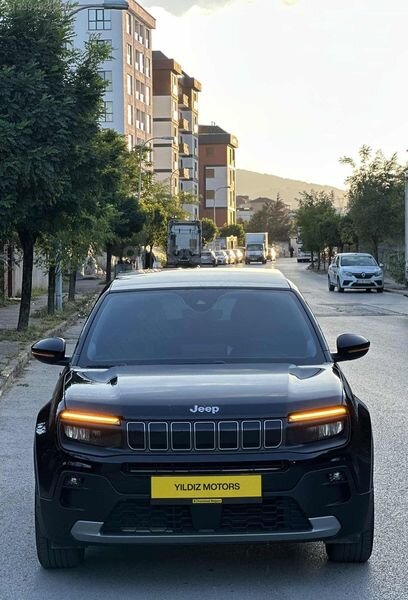 YILDIZ MOTORS | HATASIZ CAM TAVAN 2025 JEEP AVENGER