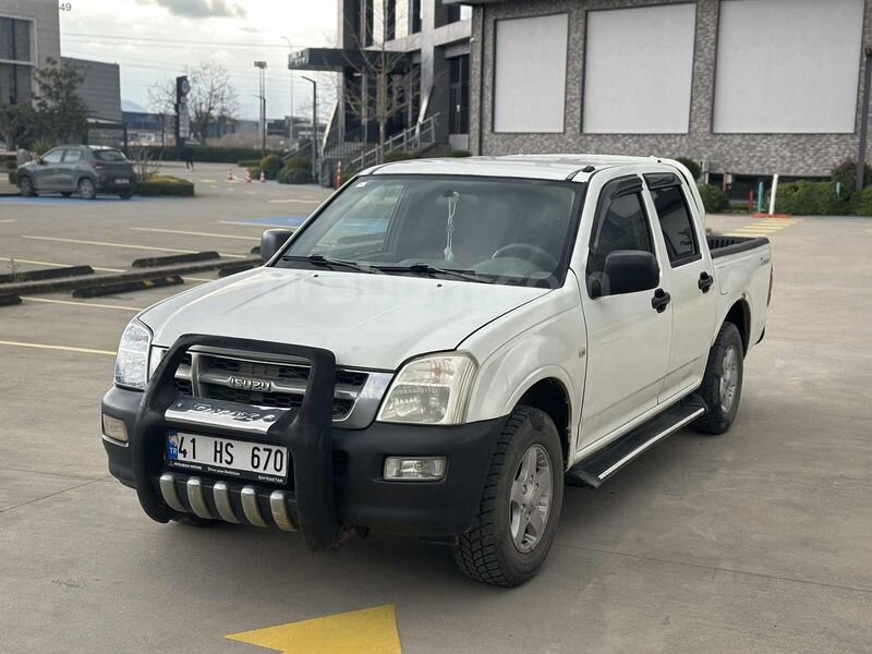 ISUZU DMAX ÇİFT KABİN 1