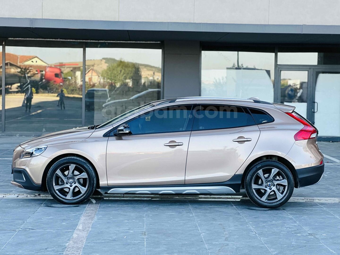 Sahibinden Volvo V40 Cross Country 1.6 D Advance 2015 Model 7