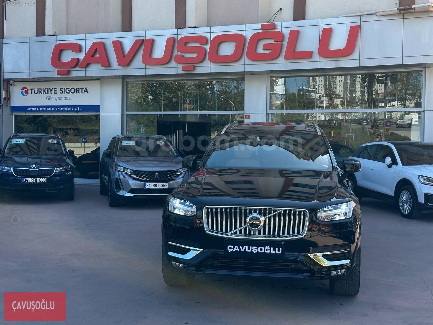ÇAVUŞOĞLU 2023 VOLVO 2.0D B5 PLUS BRİGHT 7 KOLTUK HATASIZ 1