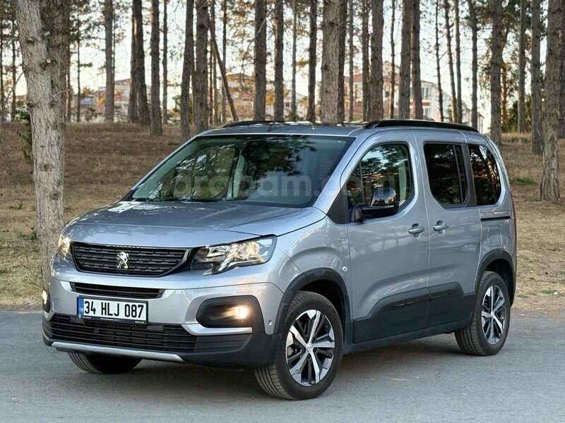 Galeriden Peugeot Rifter 1.5 BlueHDI GT 2023 Model Kırşehir 5.250 km Gri