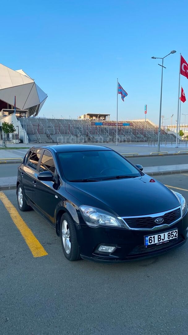 Sahibinden Kia Ceed 1.6 CRDi Motion 2012 Model 3