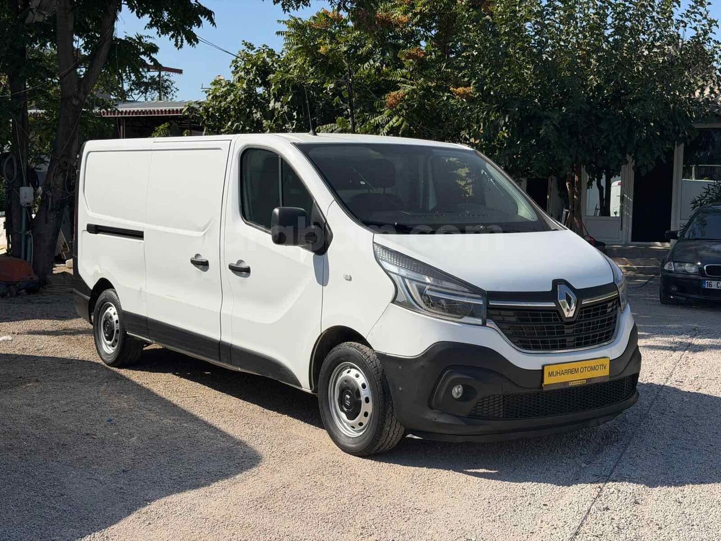KK12TK_2021_RENAULT_TRAFİC_6M3_KLİMA_İLKEL_SERVİS BAKIMLI_%20KDV 1
