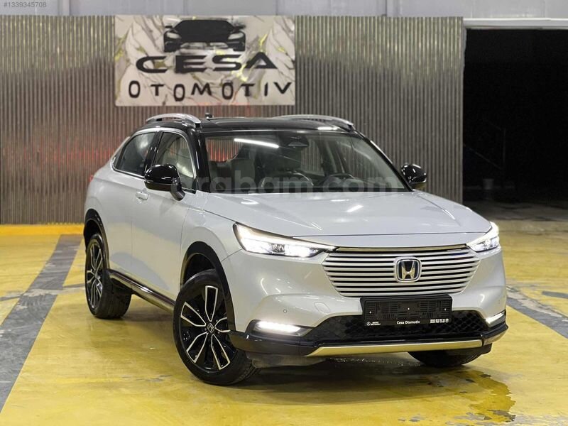 2023 HONDA HR-V/15.000 KM/STYLE/İLK SAHİBİNDEN/SERVİS BAKIMLI