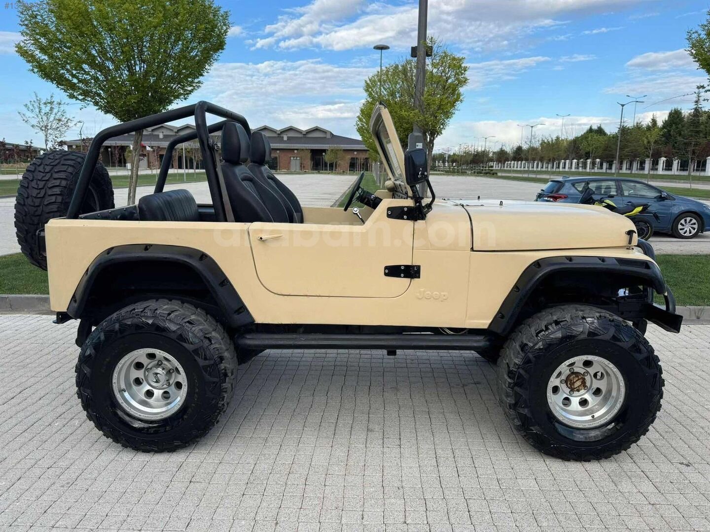 Galeriden Jeep CJ CJ-7 1953 Model Eskişehir 48.000 km Gri 2